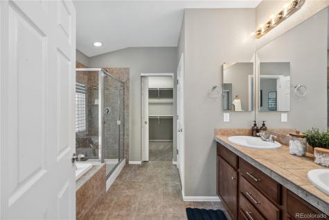 4783 S Duquesne Street Aurora CO 80016