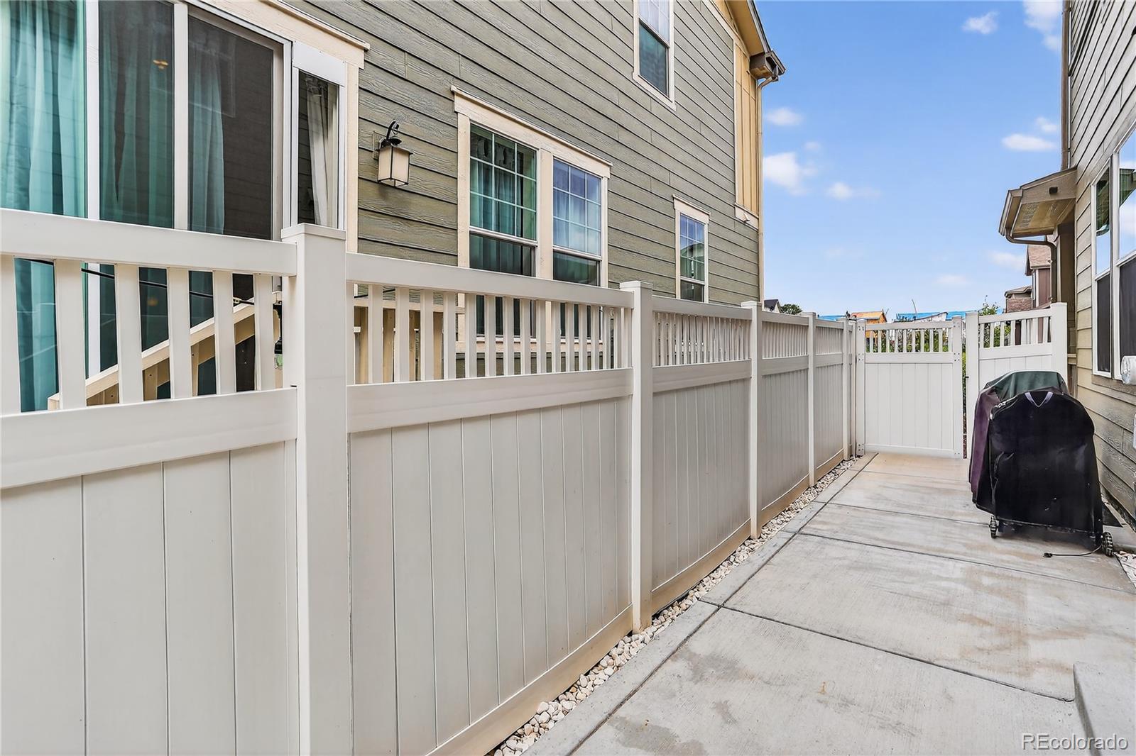 2391 Whistler Drive Longmont CO 80504