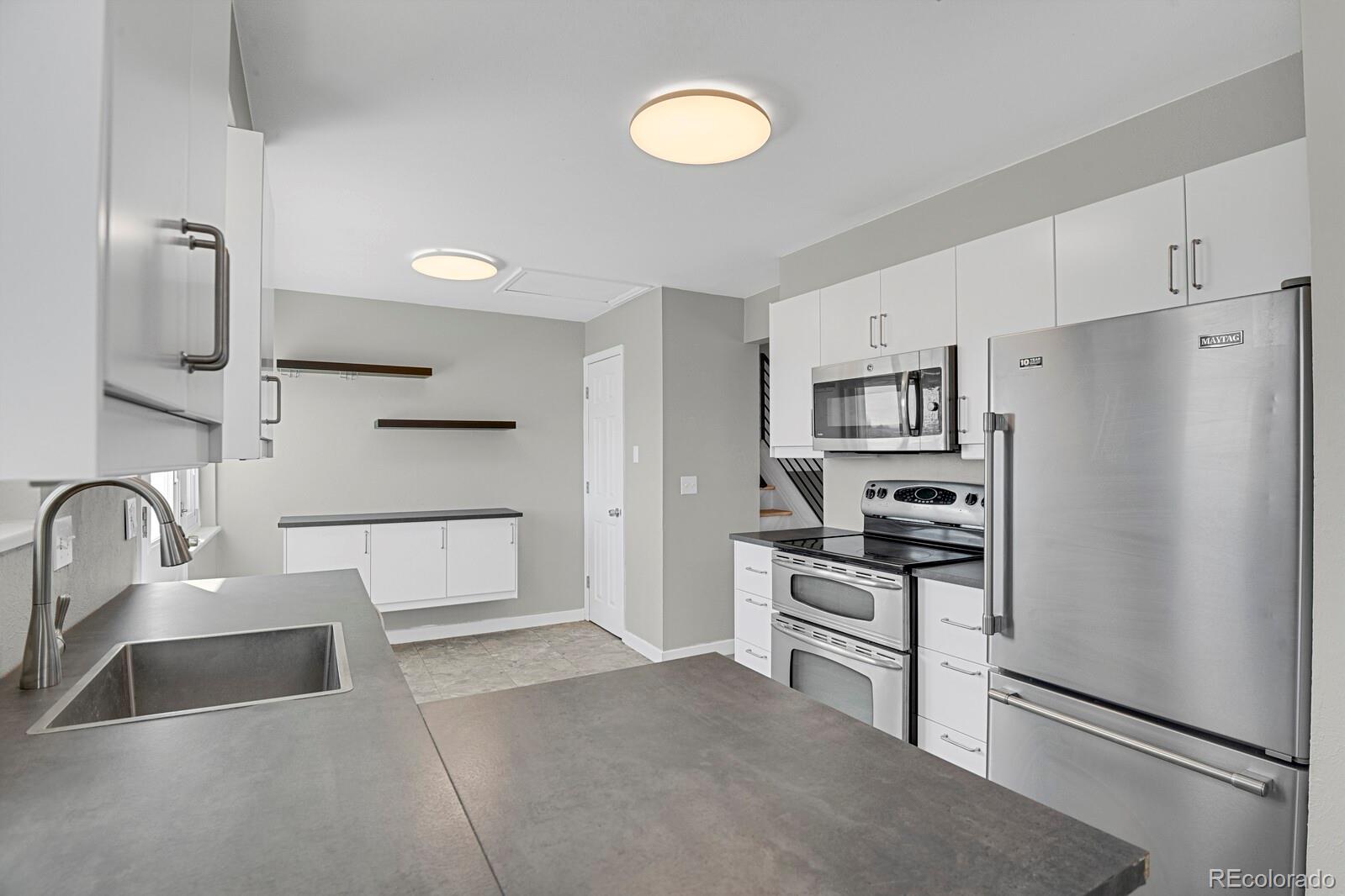 7686 S Garland Street Littleton CO 80128