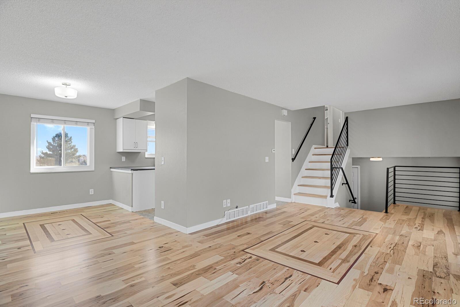 7686 S Garland Street Littleton CO 80128