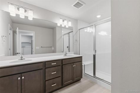 5483 N Elk Street Aurora CO 80019