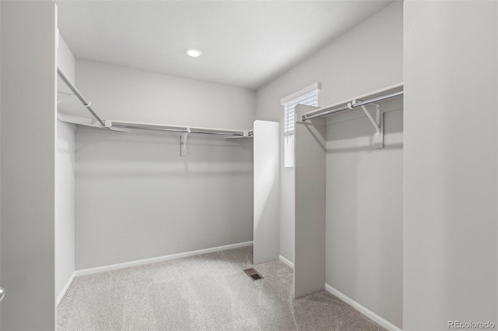 5483 N Elk Street Aurora CO 80019