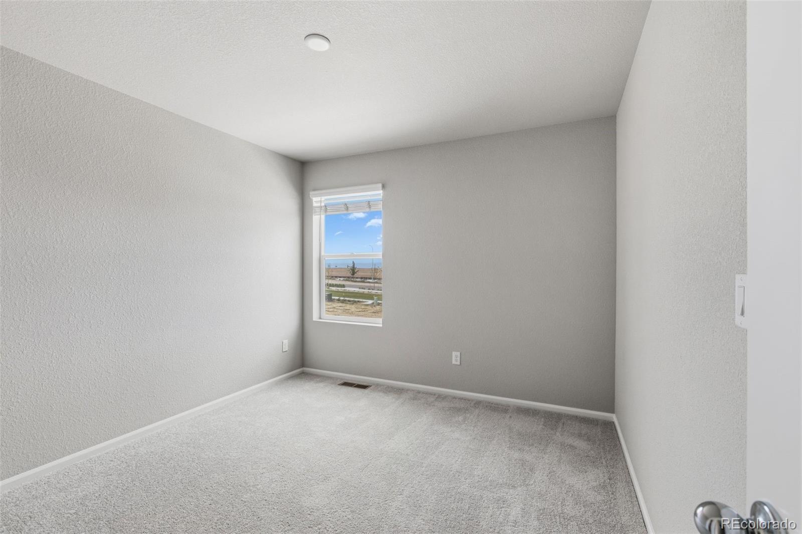 5483 N Elk Street Aurora CO 80019