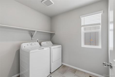 5483 N Elk Street Aurora CO 80019