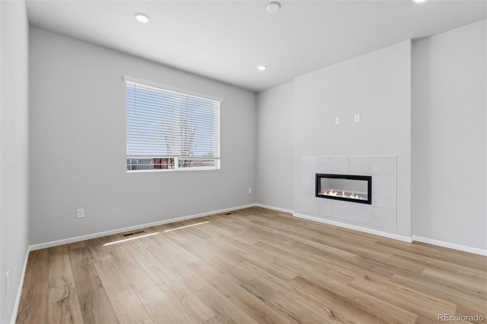 5483 N Elk Street Aurora CO 80019