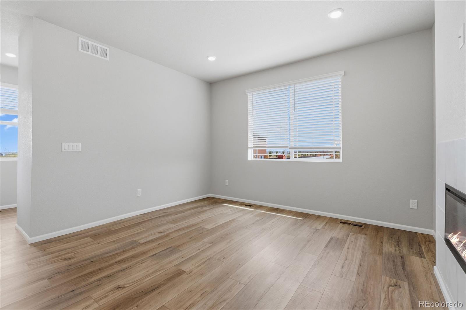 5483 N Elk Street Aurora CO 80019