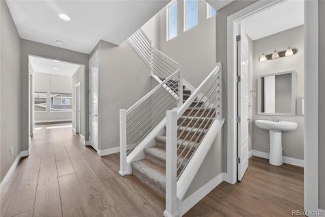 127 N Oak Hill Way Aurora CO 80018