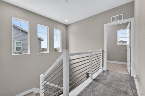127 N Oak Hill Way Aurora CO 80018
