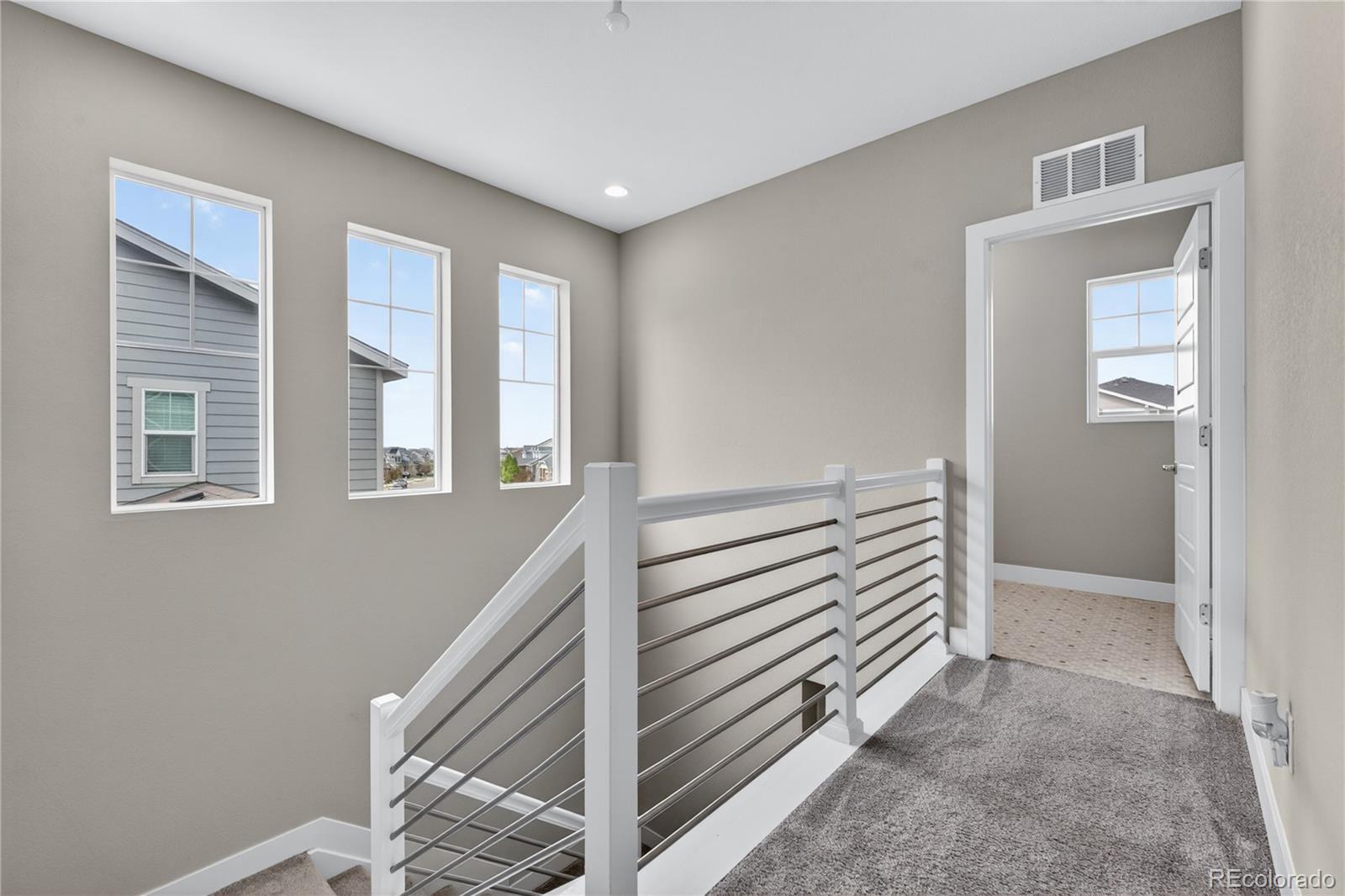 127 N Oak Hill Way Aurora CO 80018