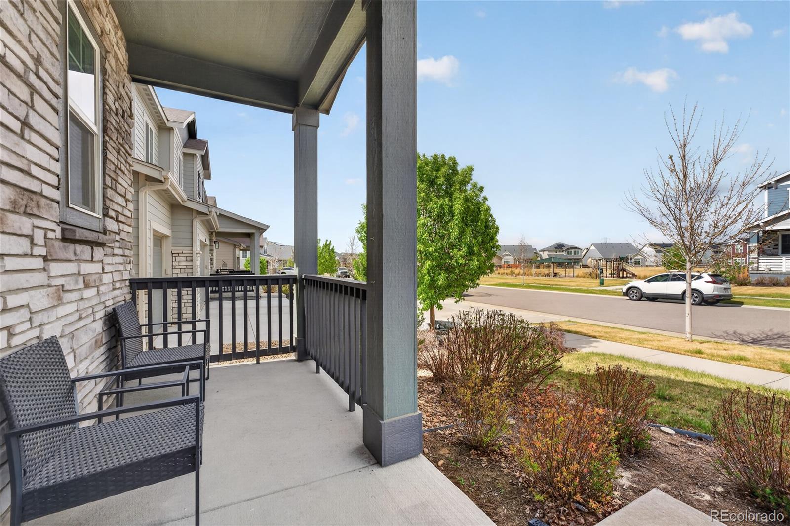 127 N Oak Hill Way Aurora CO 80018