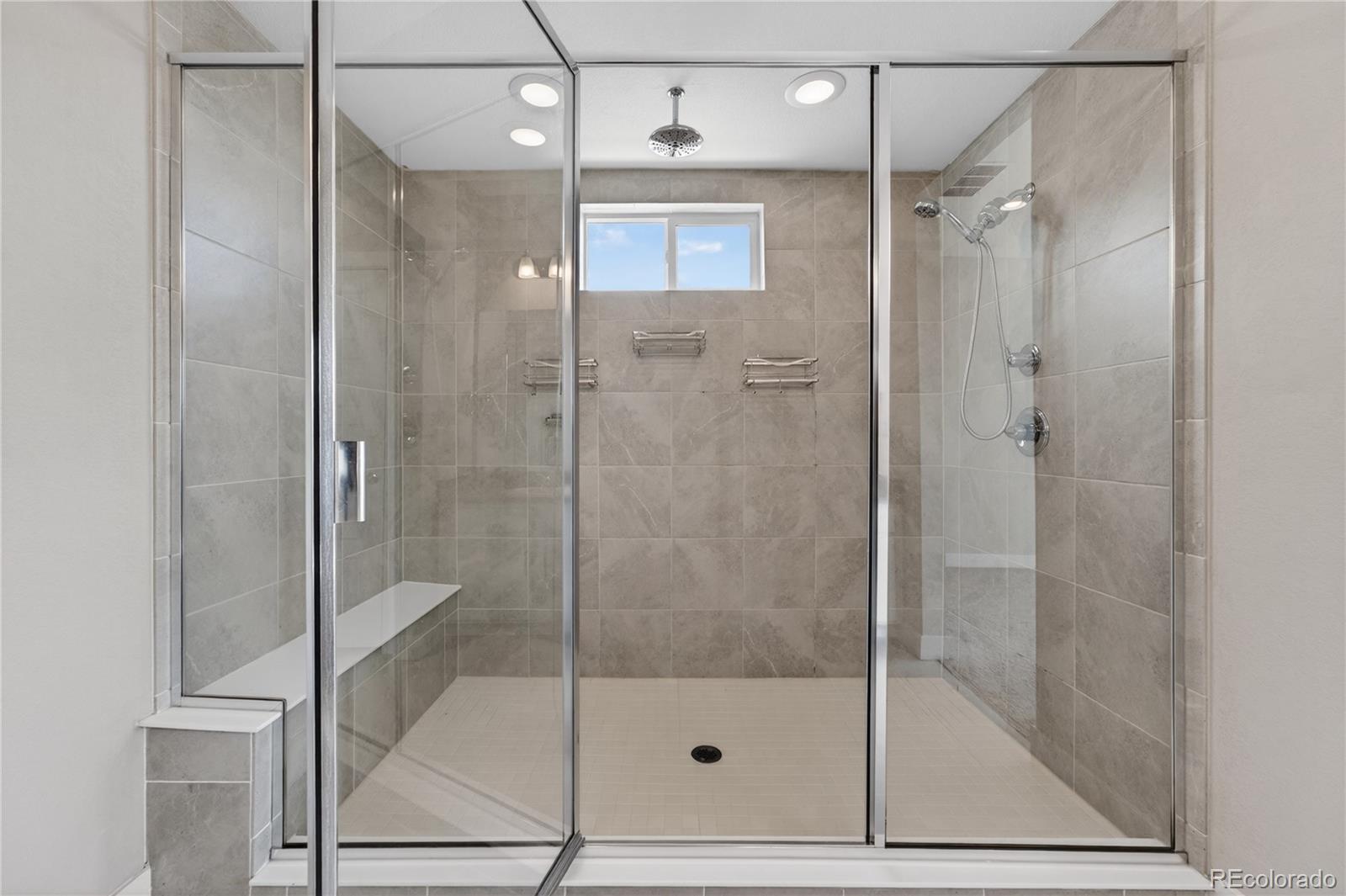 127 N Oak Hill Way Aurora CO 80018