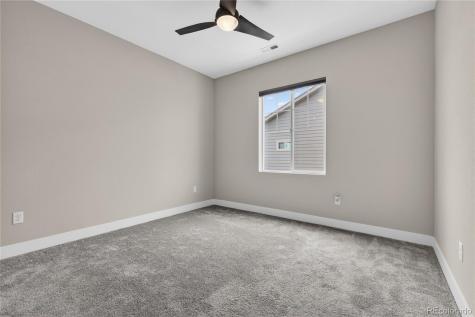 127 N Oak Hill Way Aurora CO 80018