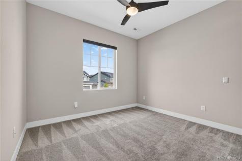 127 N Oak Hill Way Aurora CO 80018