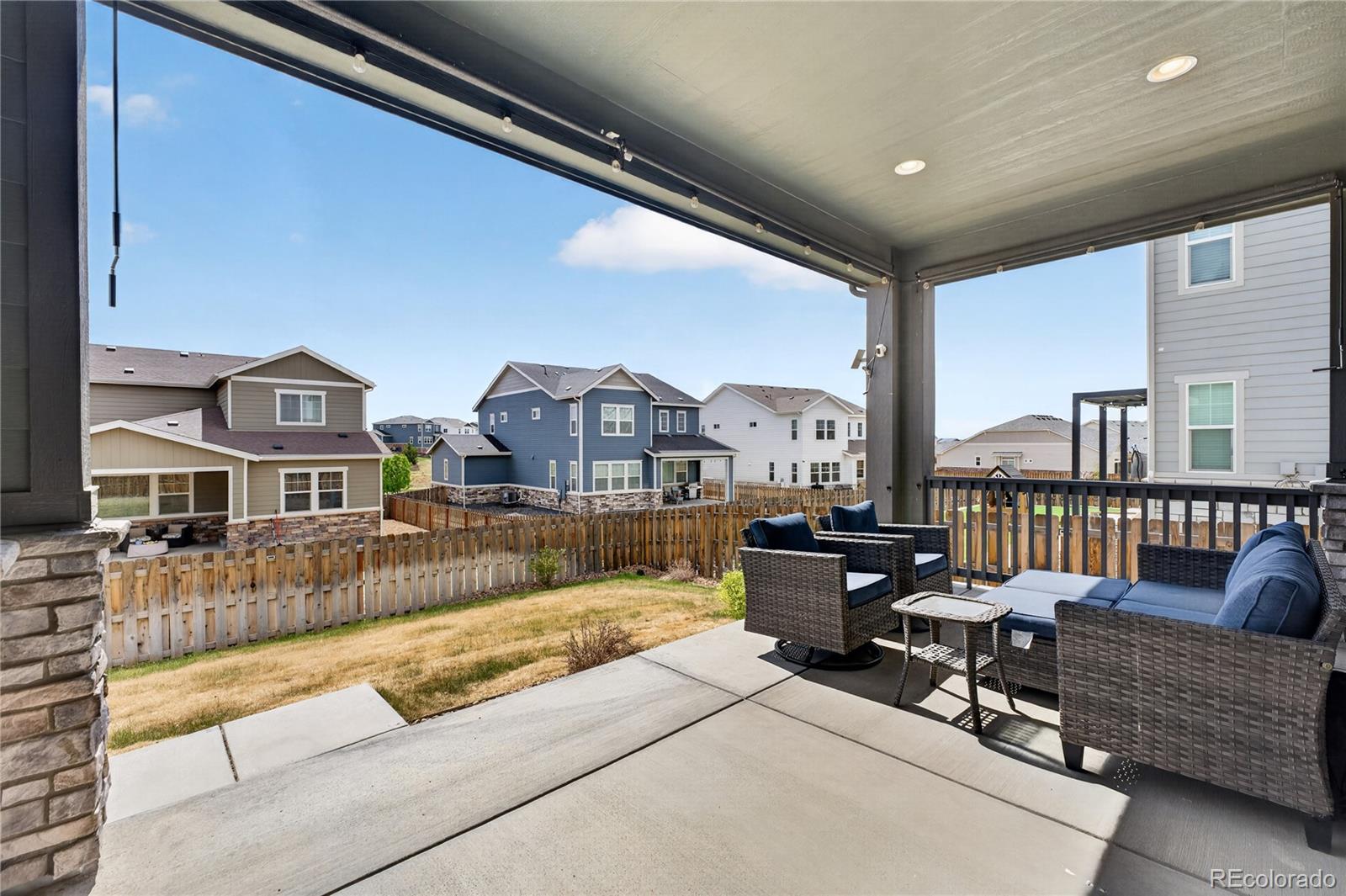 127 N Oak Hill Way Aurora CO 80018