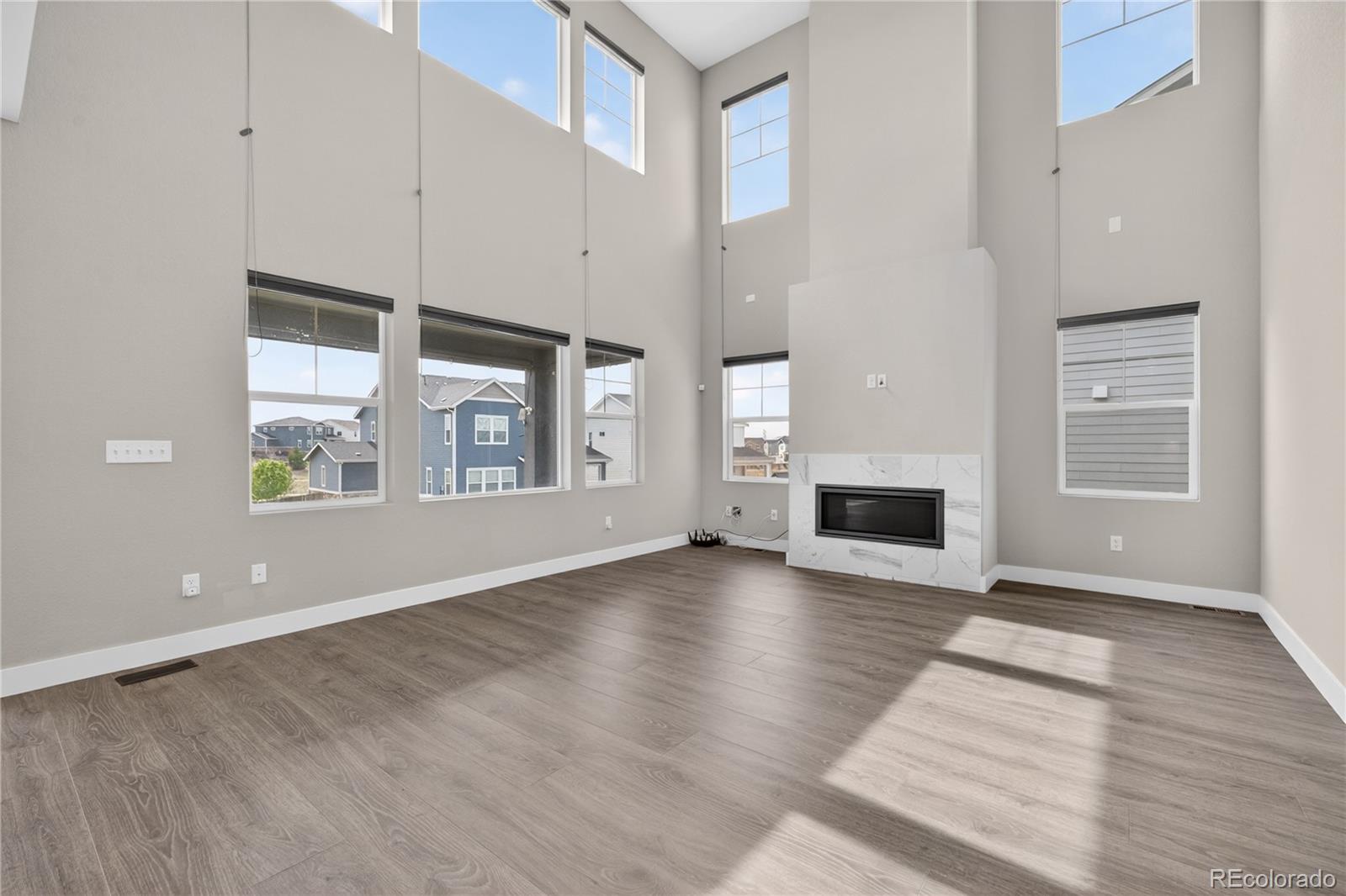 127 N Oak Hill Way Aurora CO 80018