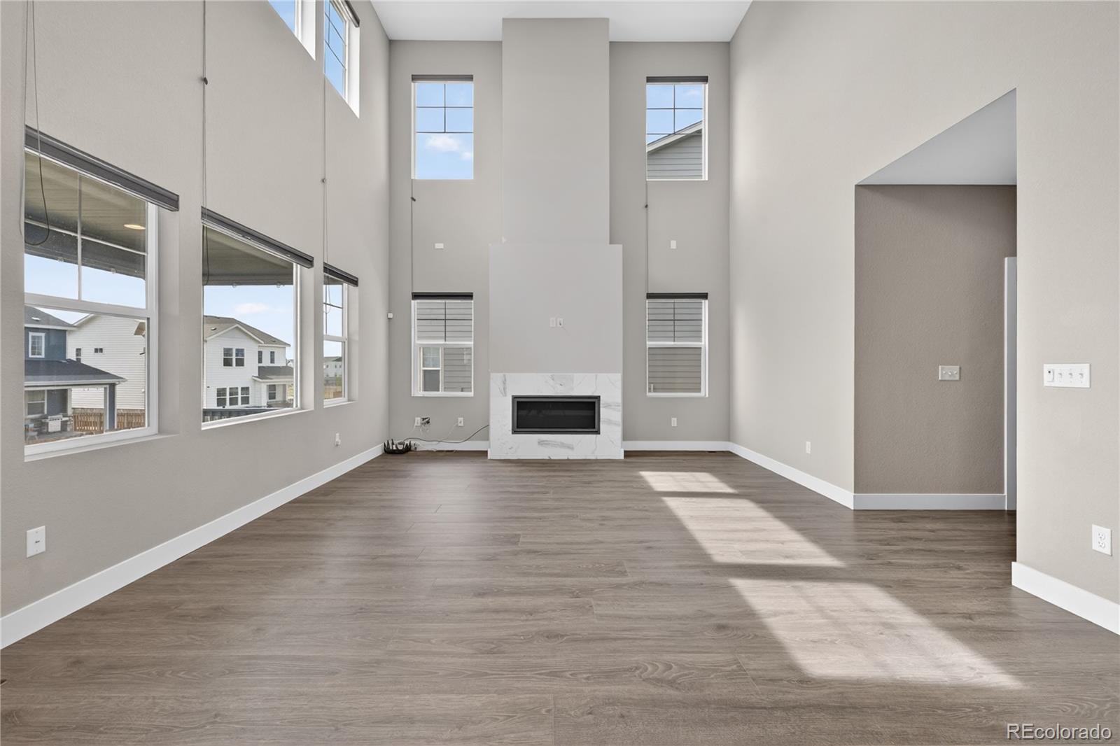 127 N Oak Hill Way Aurora CO 80018