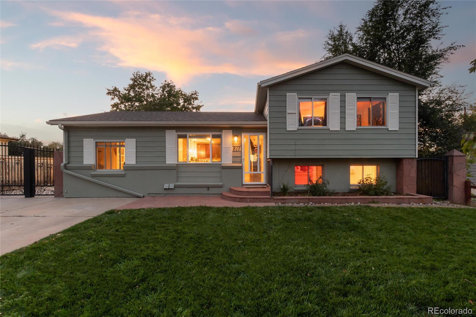 811 S Macon Way Aurora CO 80012
