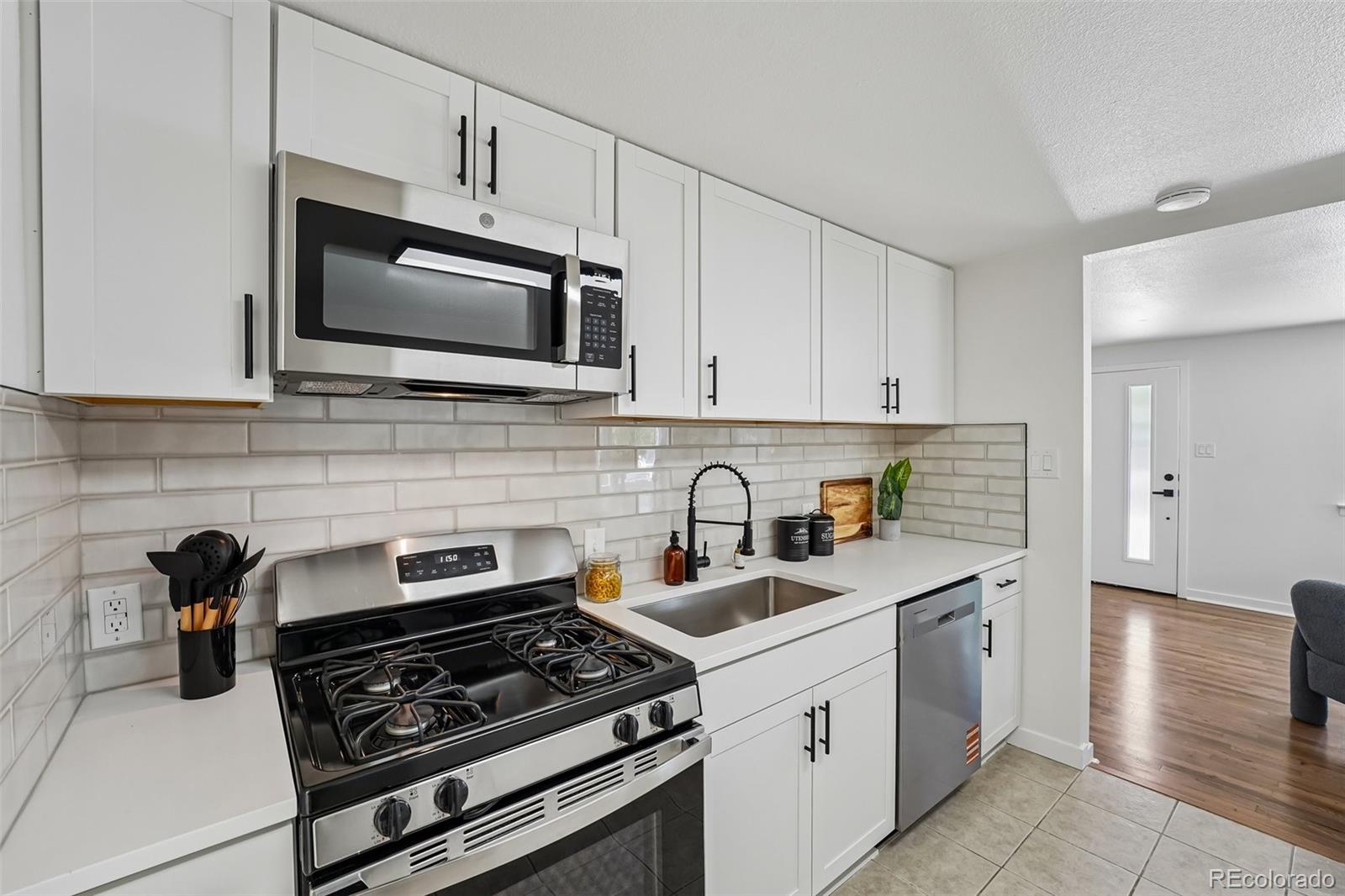 6900 W 55th Place Arvada CO 80002