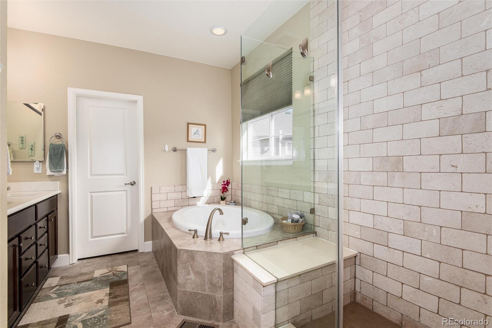 6682 W Asbury Place Lakewood CO 80227