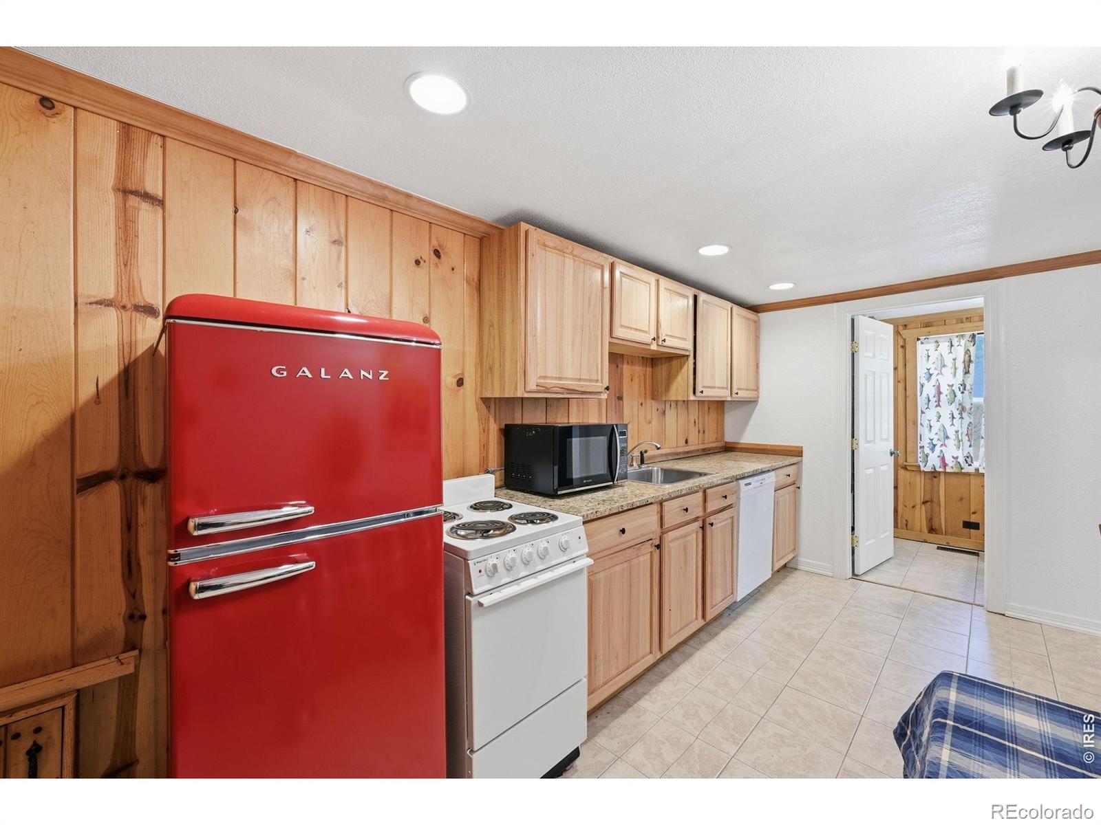 29070 Highway 72 Golden CO 80403