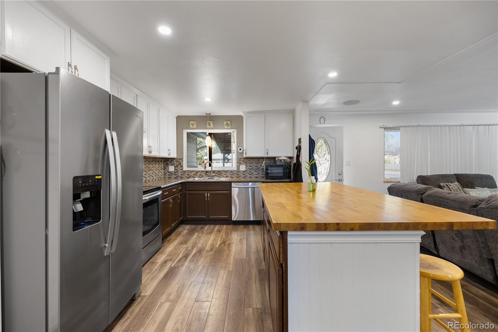 1093 S Holland Street Lakewood CO 80226