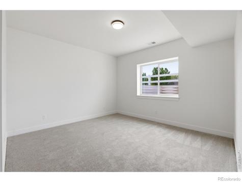 8463 Annapolis Drive Windsor CO 80528