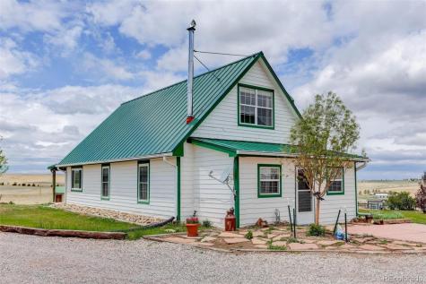 45634 Sun Country Drive Elizabeth CO 80107