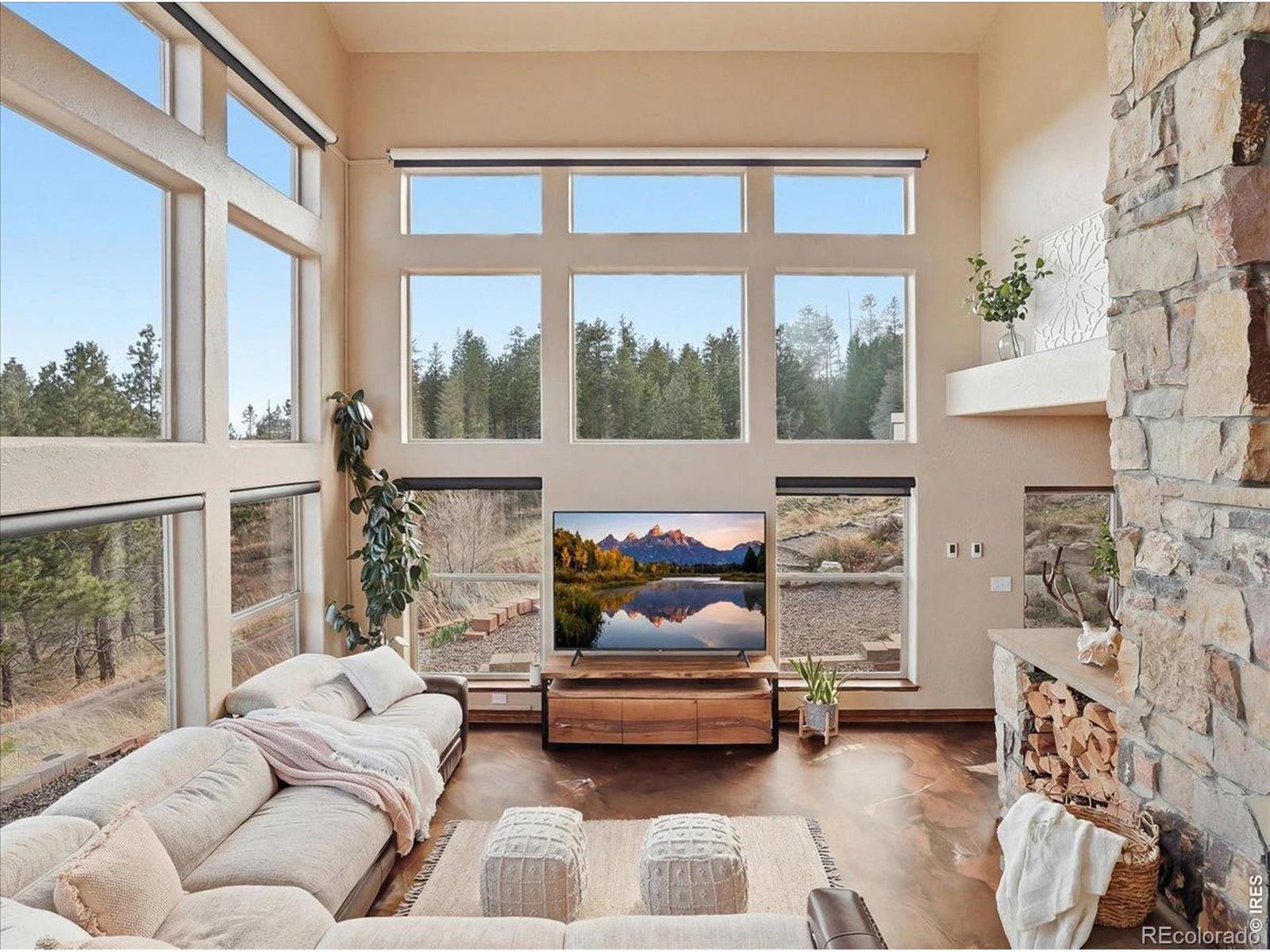 2565 Davis Ranch Road Bellvue CO 80512