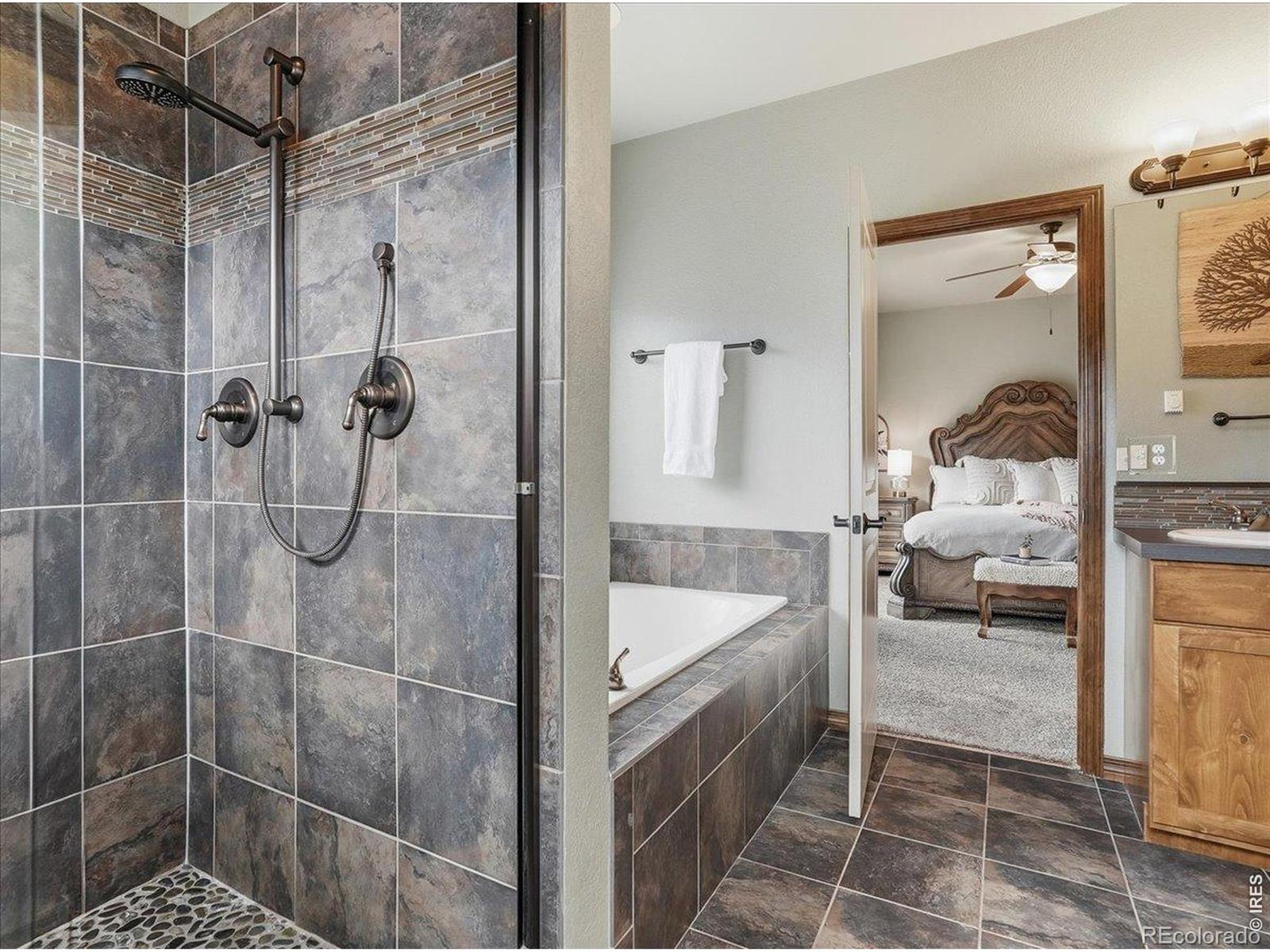 2565 Davis Ranch Road Bellvue CO 80512