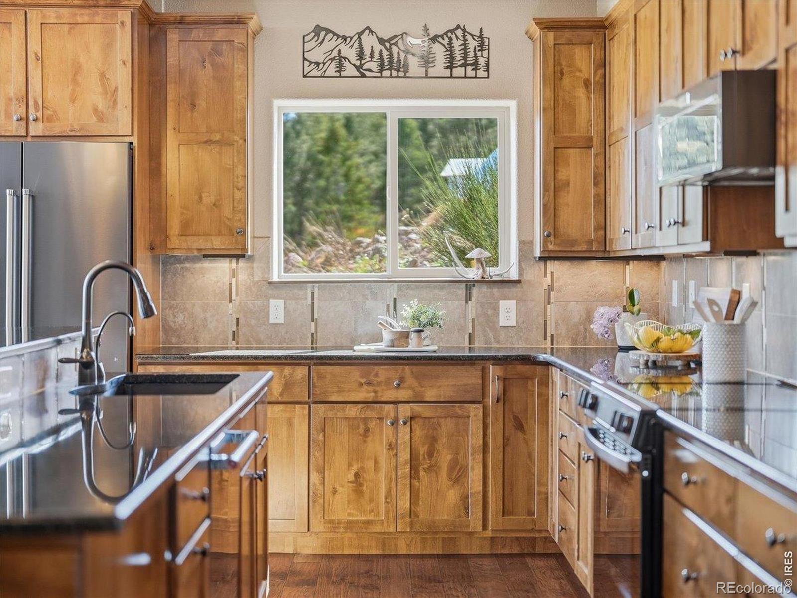 2565 Davis Ranch Road Bellvue CO 80512