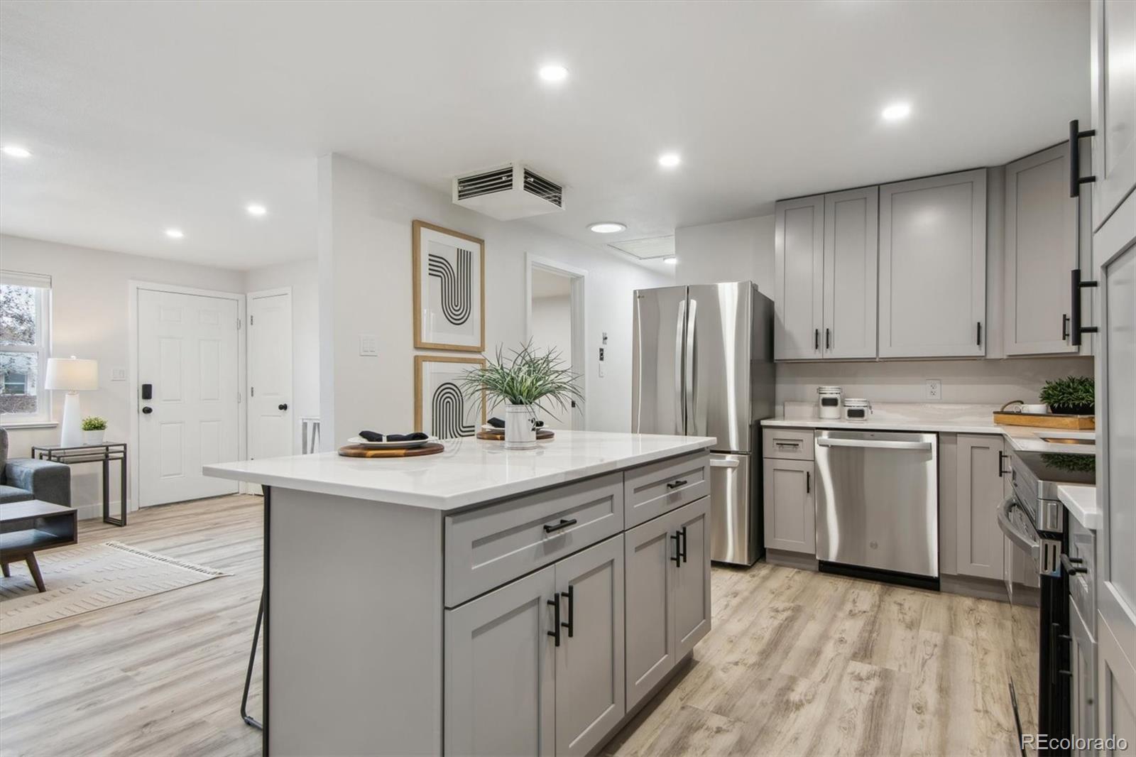 1055 Iris Street Broomfield CO 80020