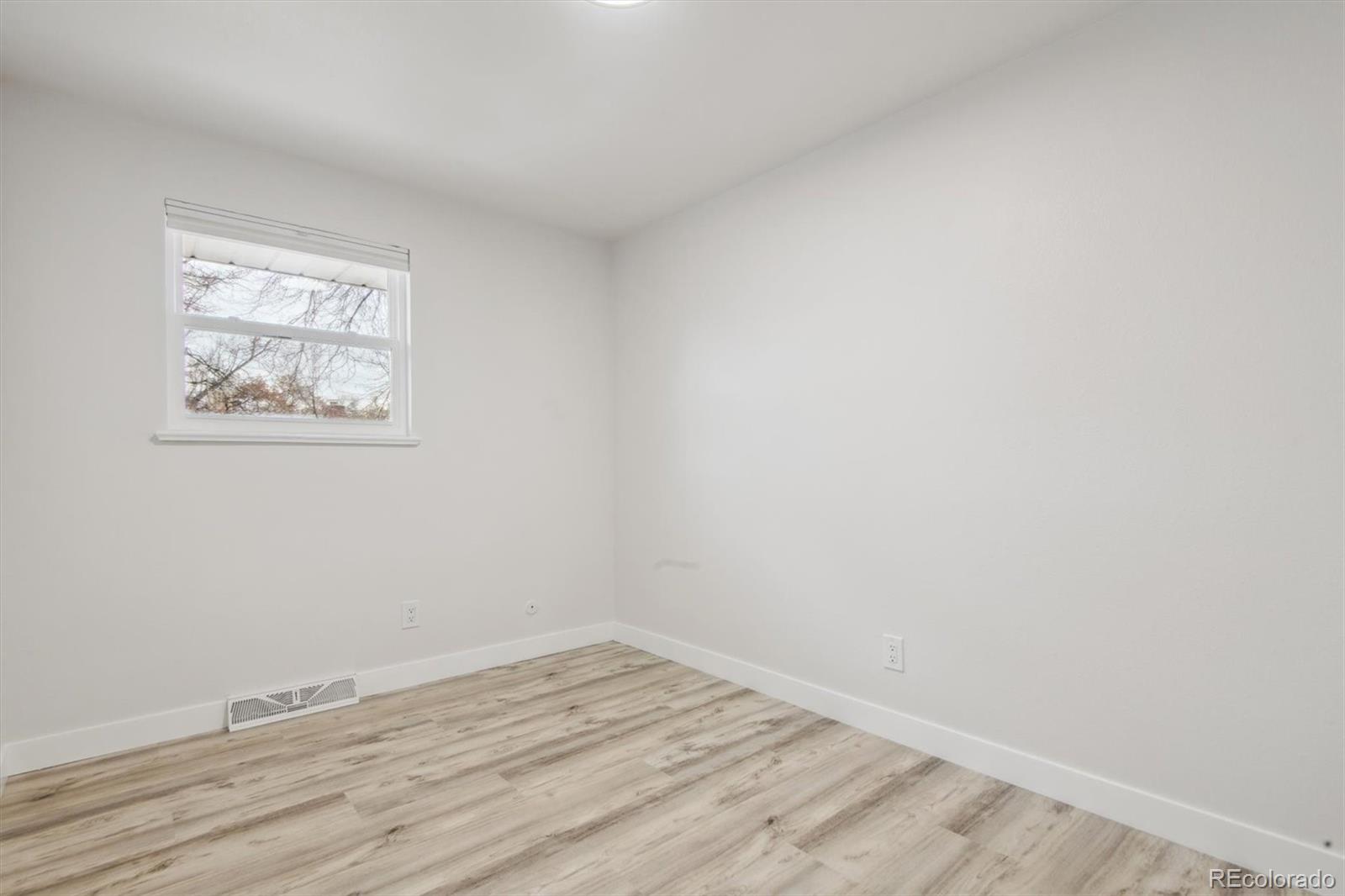 1055 Iris Street Broomfield CO 80020