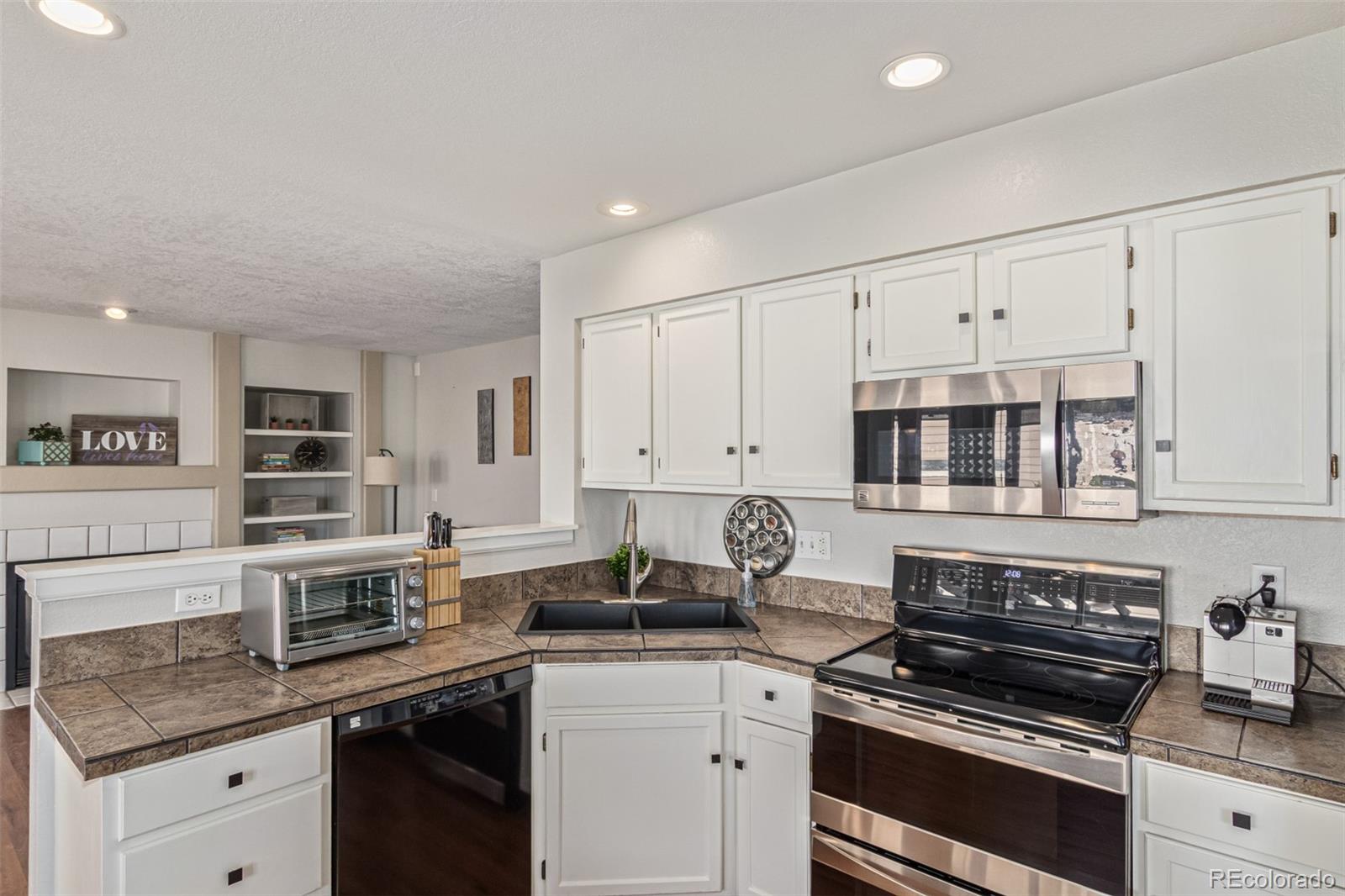 3197 Foxhill Place Highlands Ranch CO 80129