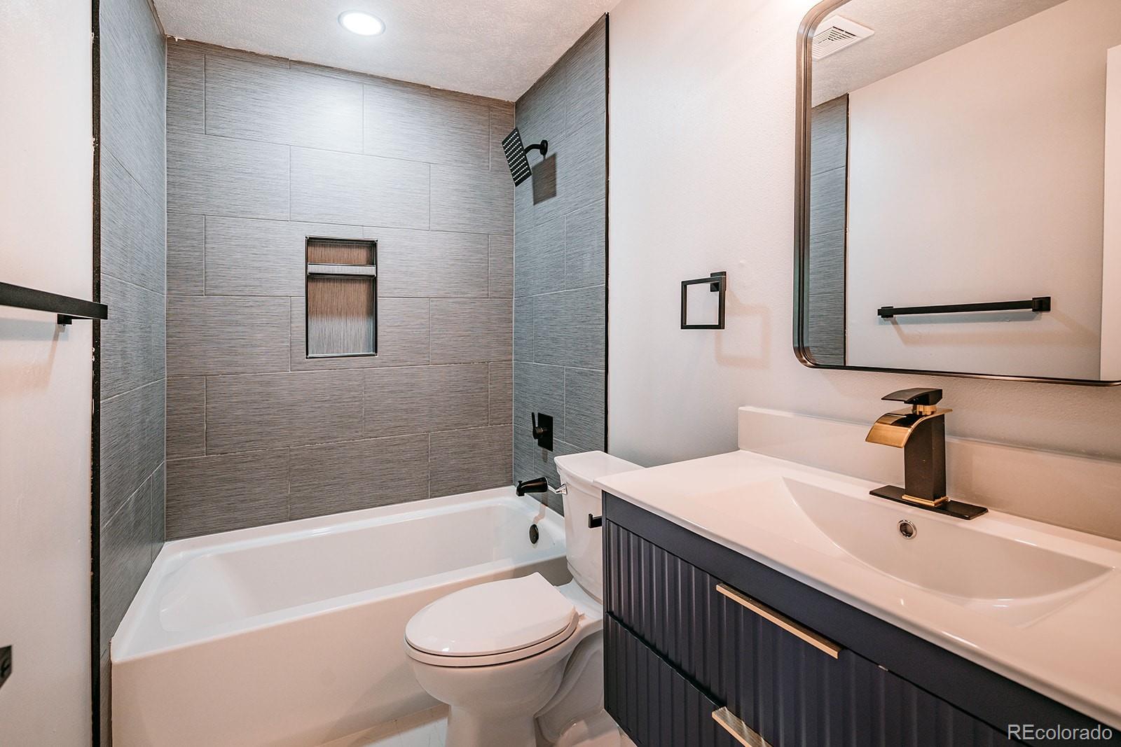 6637 W 95th Place Broomfield CO 80021