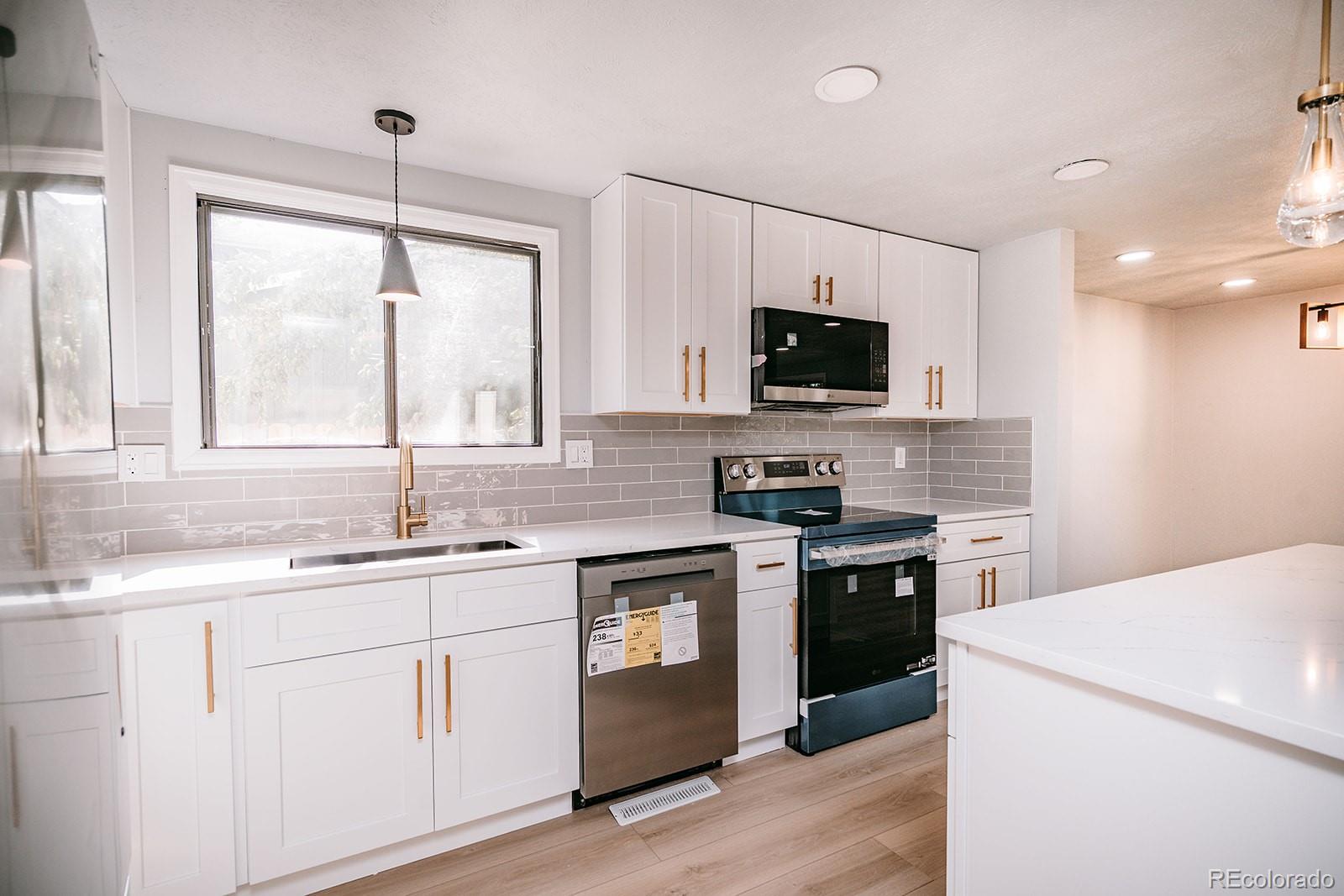 6637 W 95th Place Broomfield CO 80021