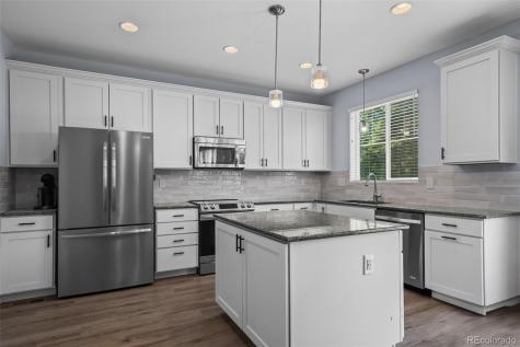 2025 S Danube Way Aurora CO 80013