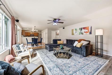 7277 Pine Hills Way Littleton CO 80125