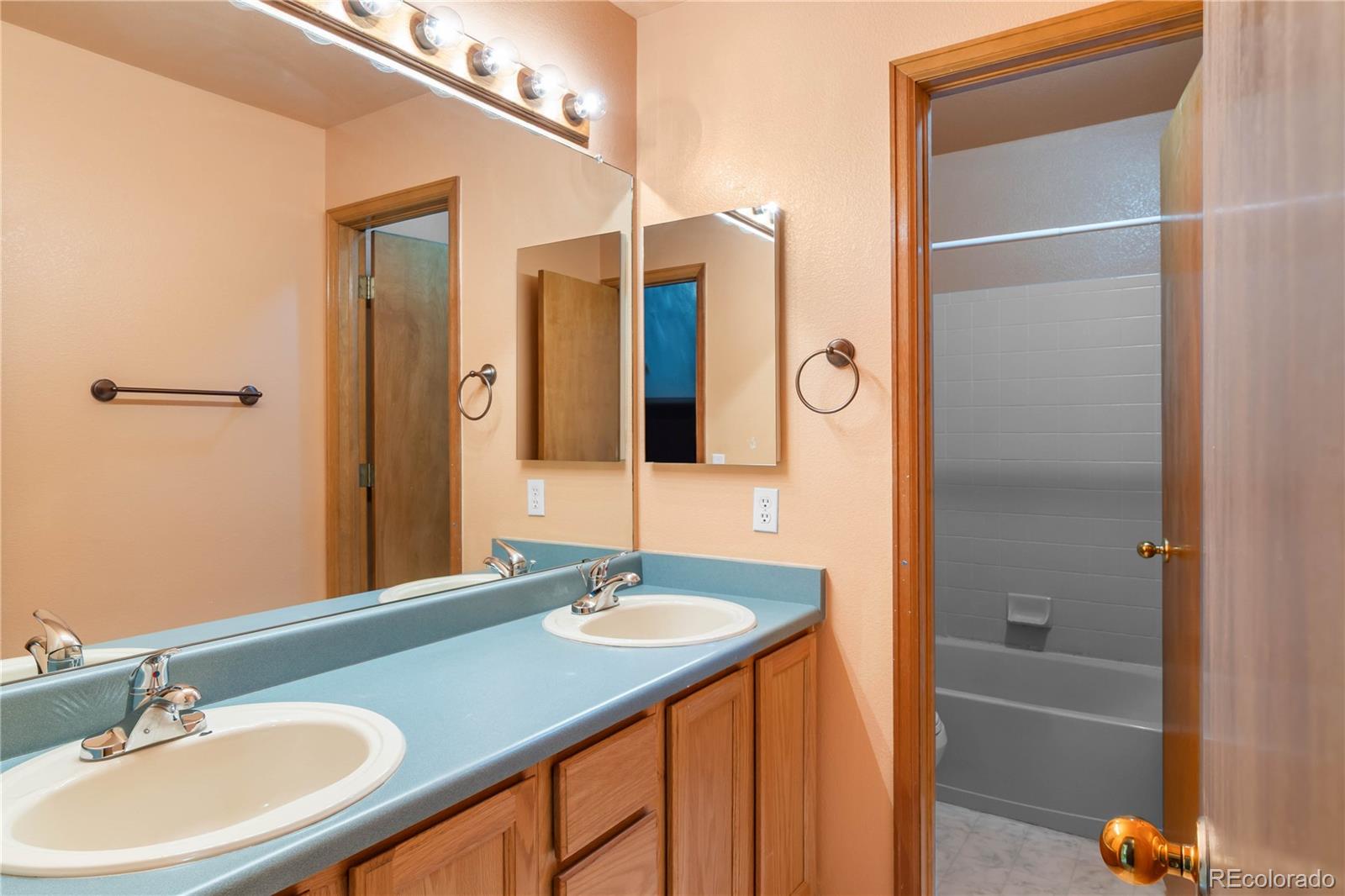 19062 E Chenango Circle Aurora CO 80015