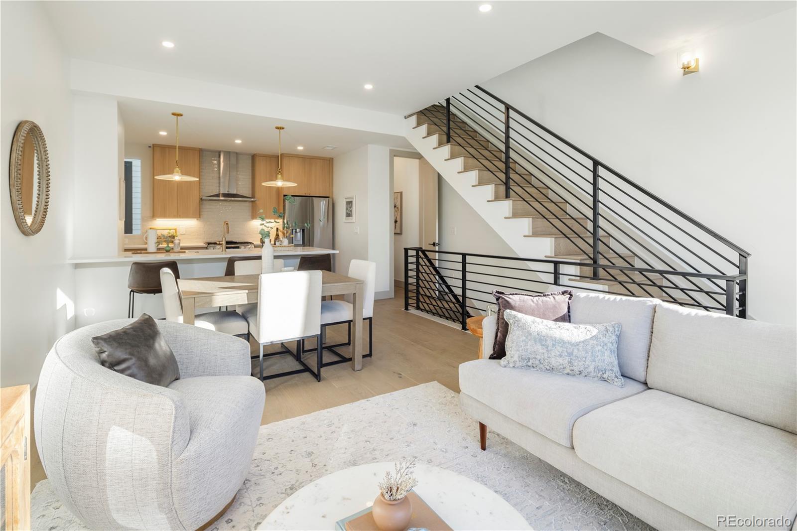 Denver CO, 1242 Zenobia Street, Unit 13