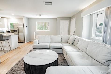 2569 E Cresthill Avenue Centennial CO 80121