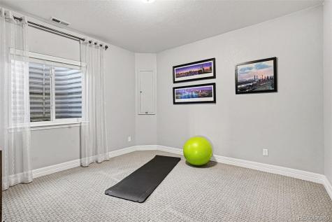 8536 Rogers Loop Arvada CO 80007