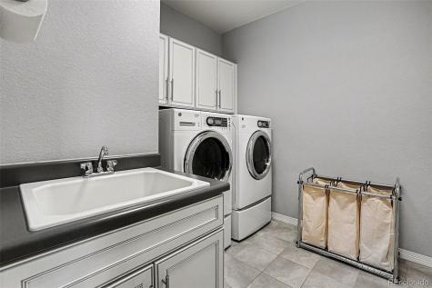 8536 Rogers Loop Arvada CO 80007