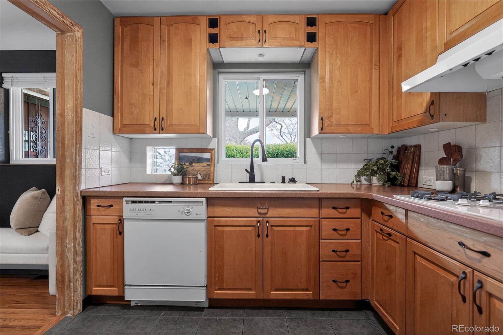 2621 Leyden Street Denver CO 80207