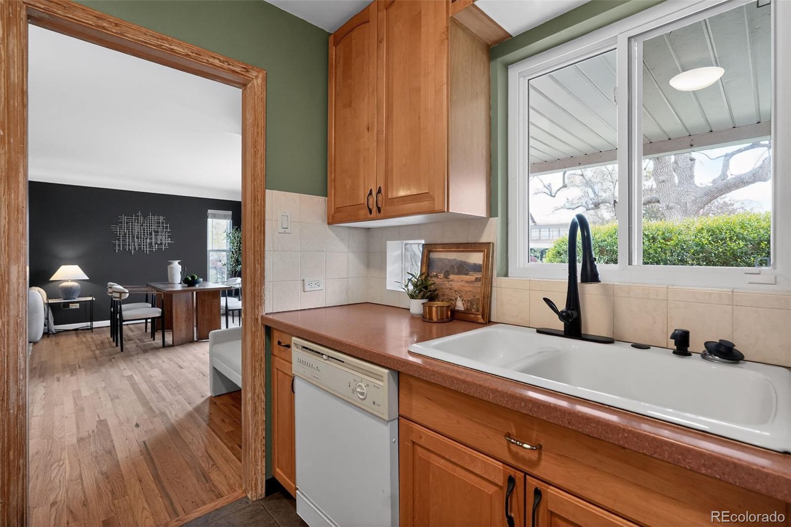 2621 Leyden Street Denver CO 80207