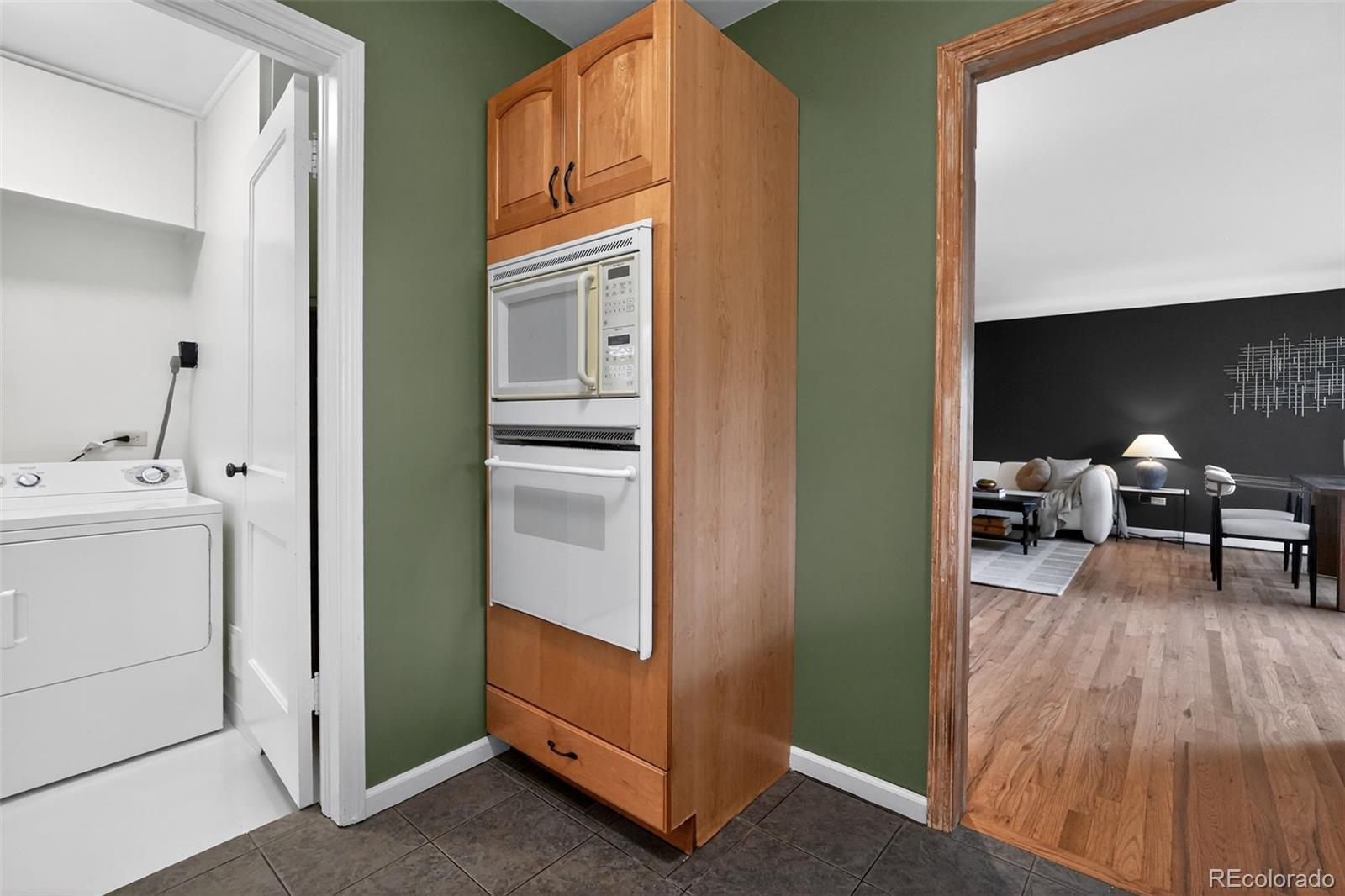 2621 Leyden Street Denver CO 80207