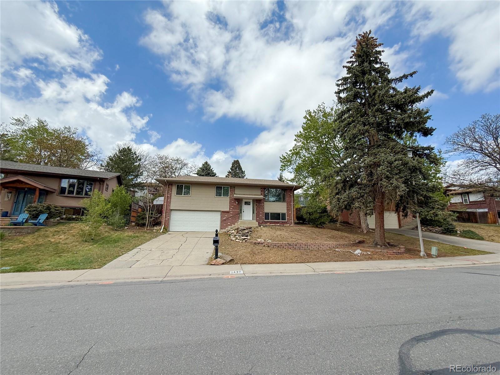 1437 S Yank Street Lakewood CO 80228
