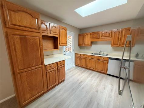 1437 S Yank Street Lakewood CO 80228