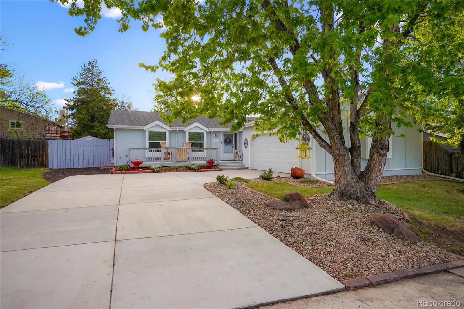 2741 S Salida Way S Aurora CO 80013