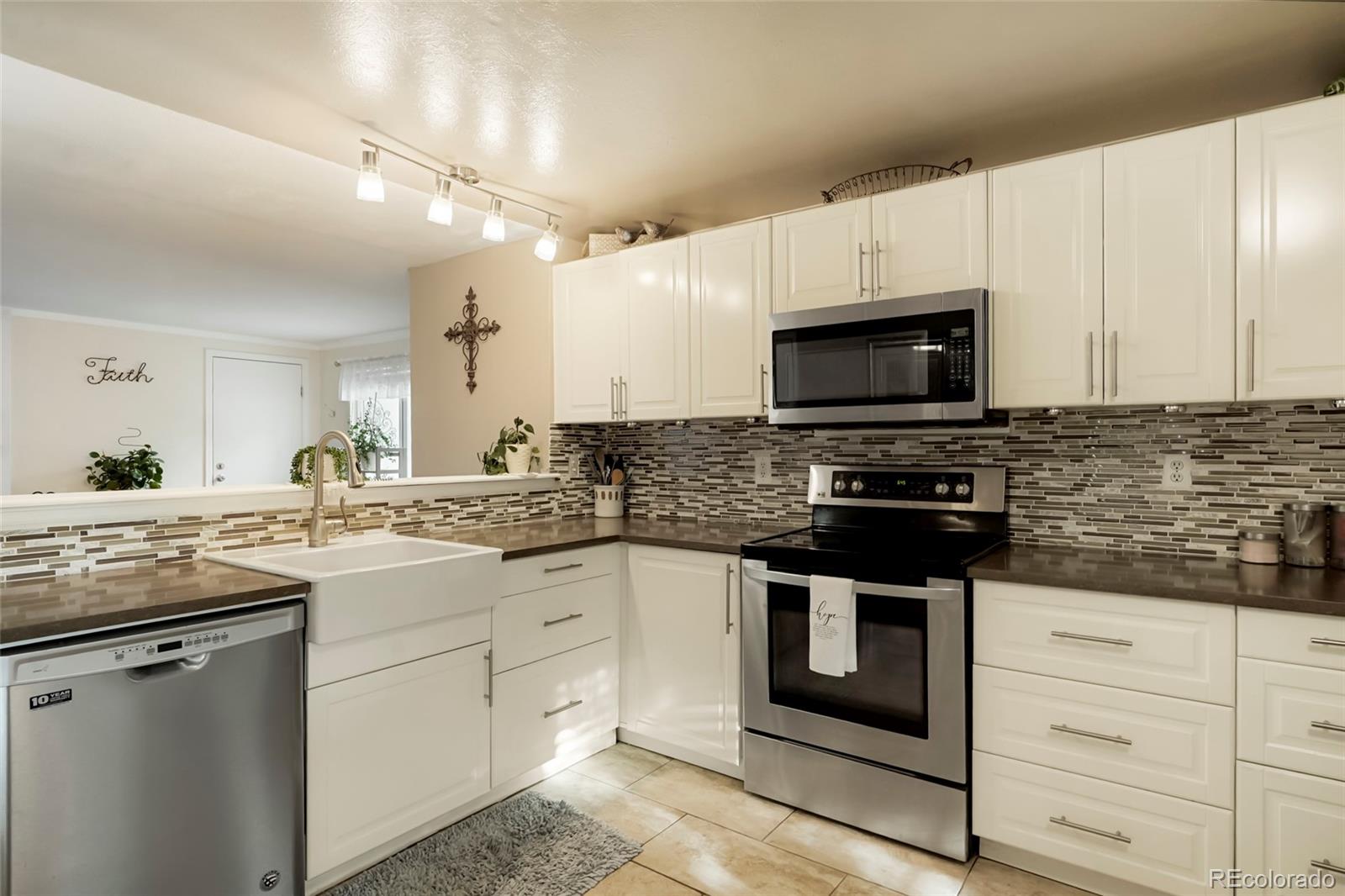 2741 S Salida Way S Aurora CO 80013