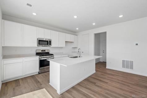 24776 E 41st Avenue Aurora CO 80019
